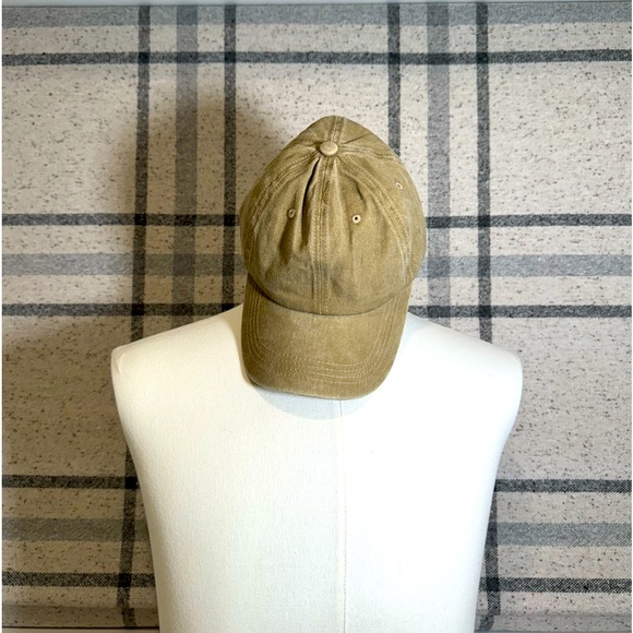 Bundle of Lift Down Classic Dad Caps. Brand New & Never Worn. - Picture 3 of 8